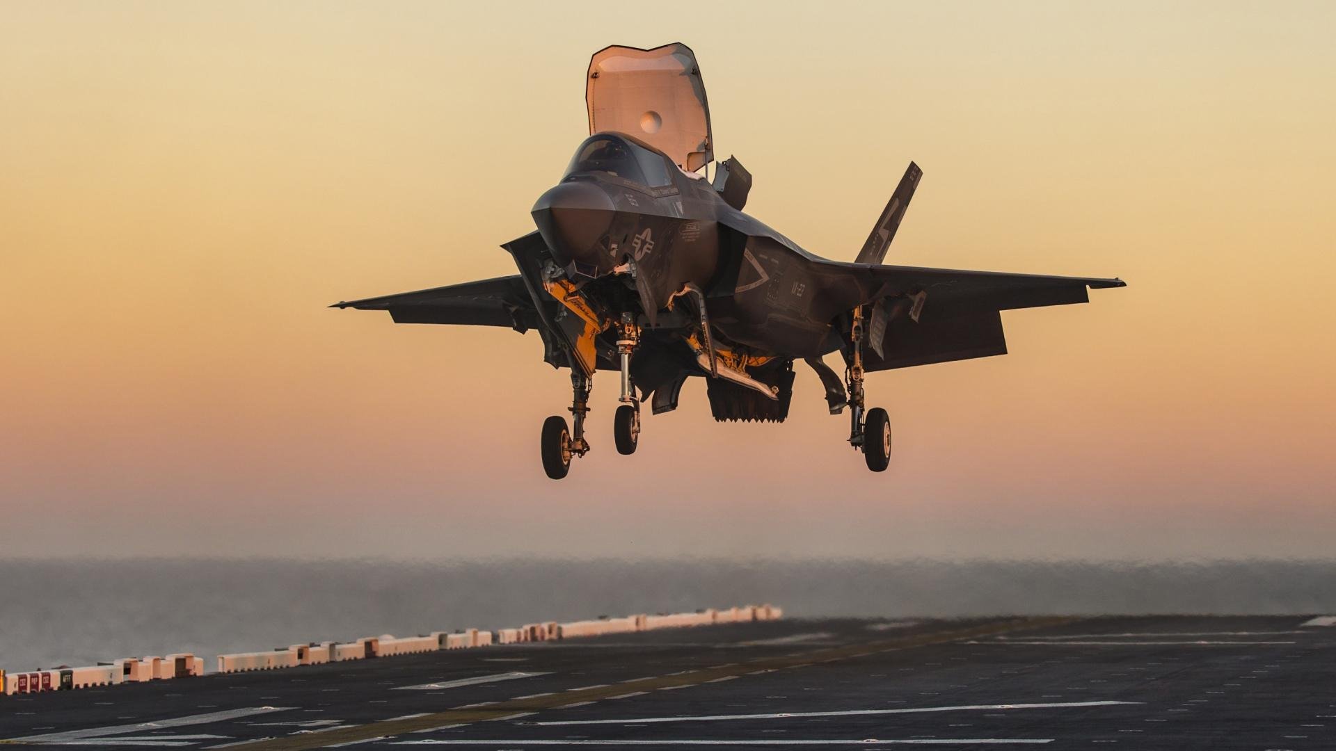 高校运动训练计划动态调整及管理机制研究，学校运动训练