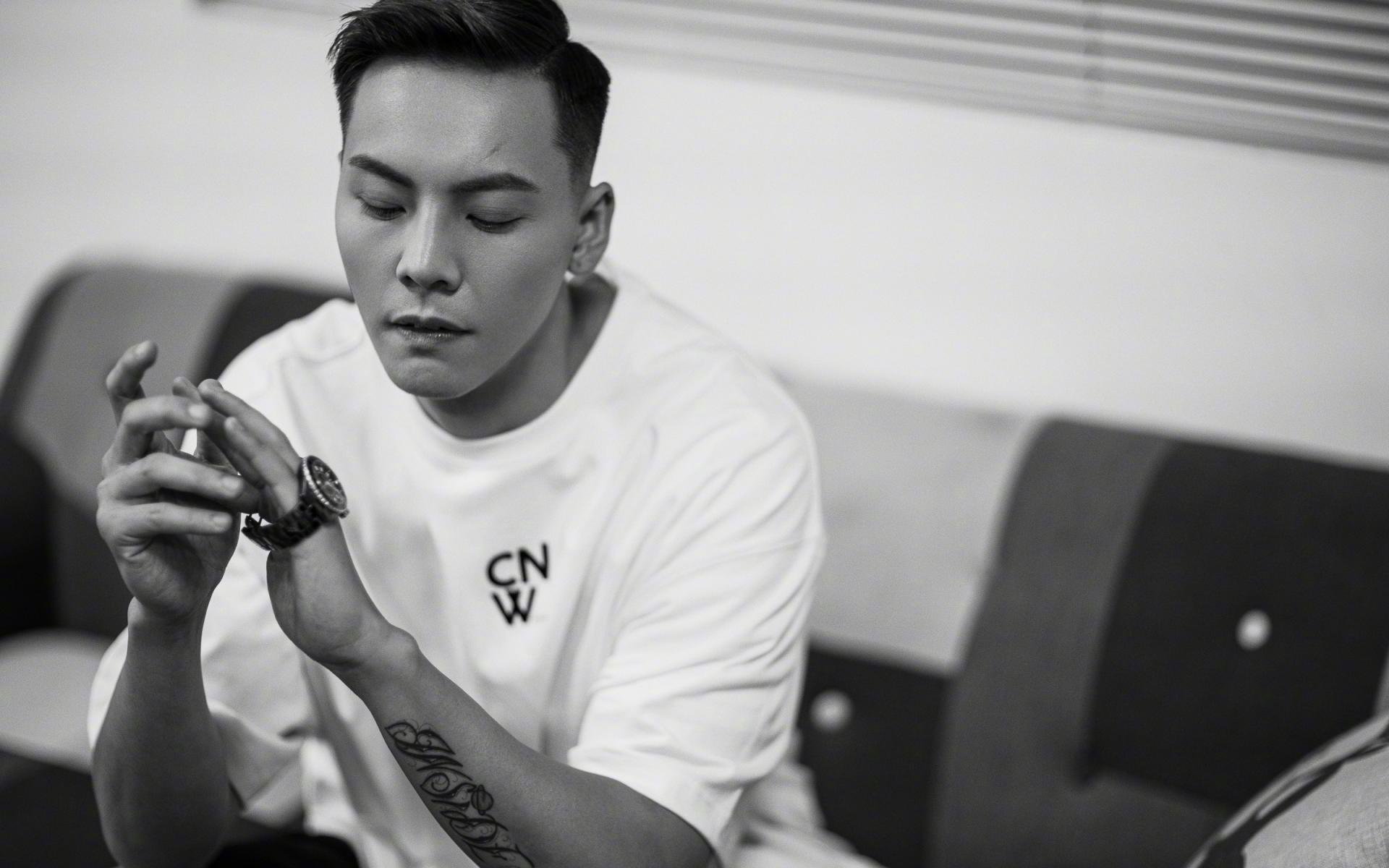 体育纪录片展示运动精神和故事，体育纪录片前十名